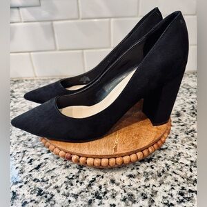 NWOB Marc Fisher Black Suede Pumps